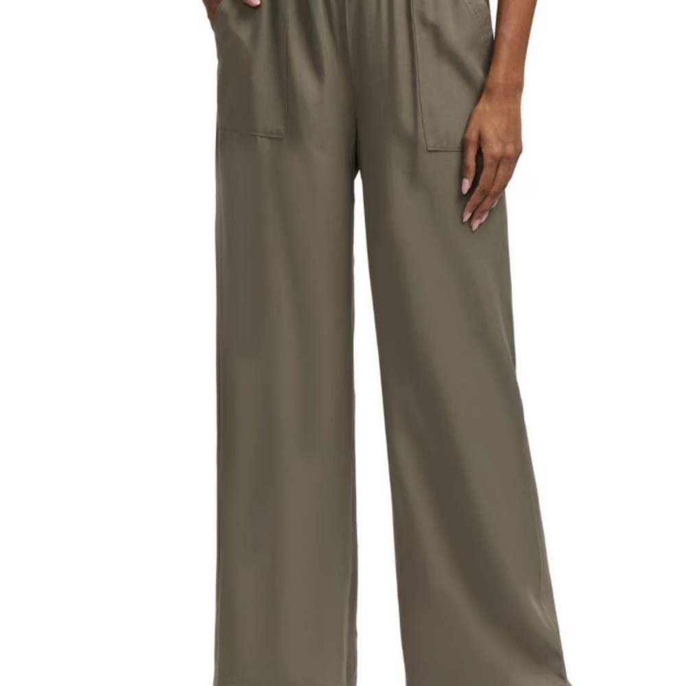 Olive Green Women's Wide-Leg Pants Mexx